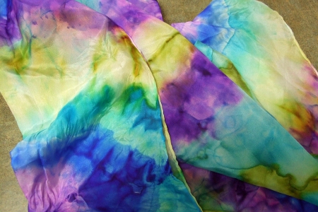 Hand-dyed scarf with Barb